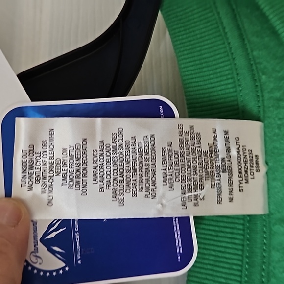 Paramount Mean Girls Like Christmas Is So Fetch Amanda Seyfried Lacey Chabert XL - Picture 5 of 12